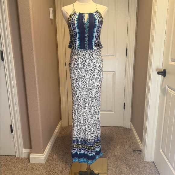 Allison Joy Dresses & Skirts - Allison Joy Navy and White Geometric Maxi Dress